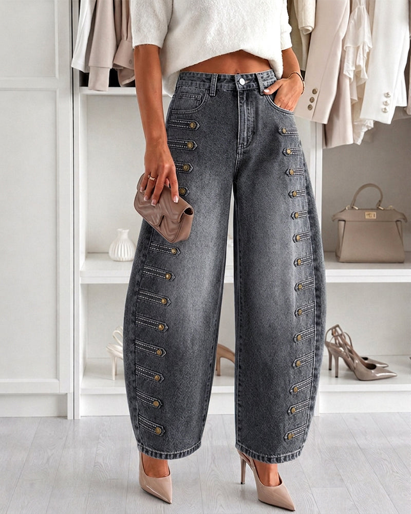 Pantalones con remaches