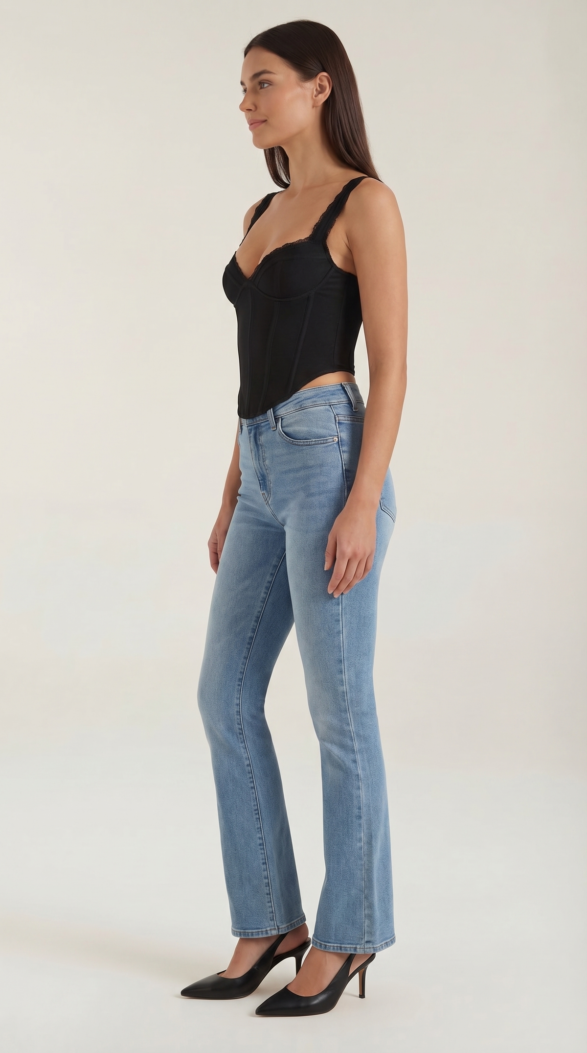 MARBELLA | TOP LUJOSO CON DETALLES DE ENCAJE