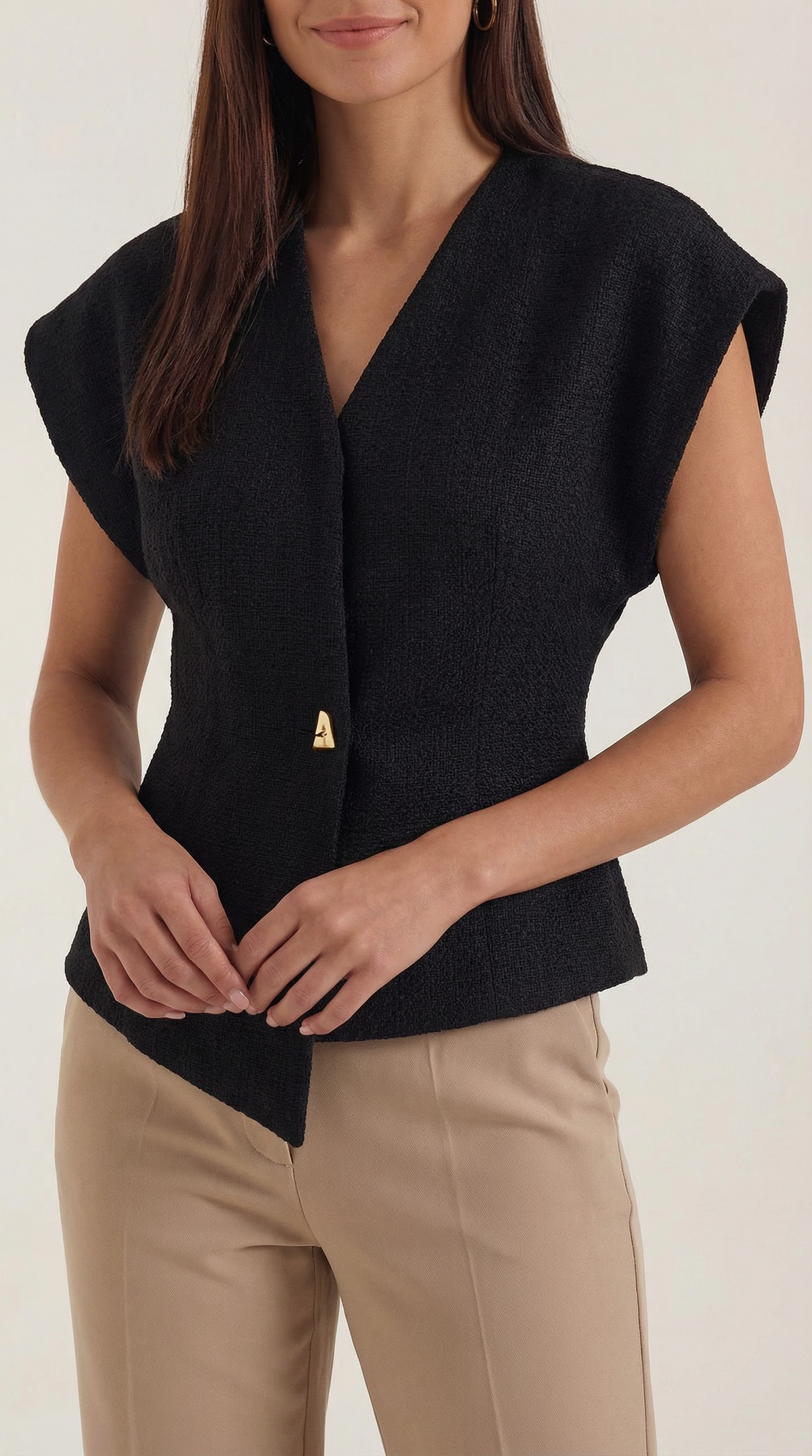 AMELIA | BLUSA CON ESCOTE EN V