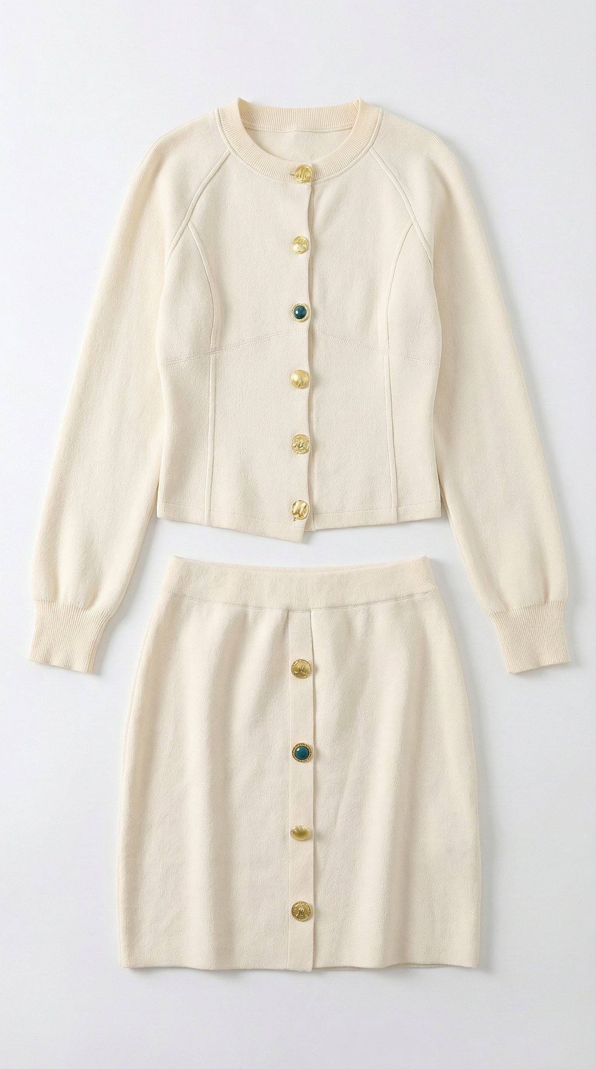 CARRIE | CONJUNTO DE CHAQUETA DE PUNTO Y FALDA CON BOTONES