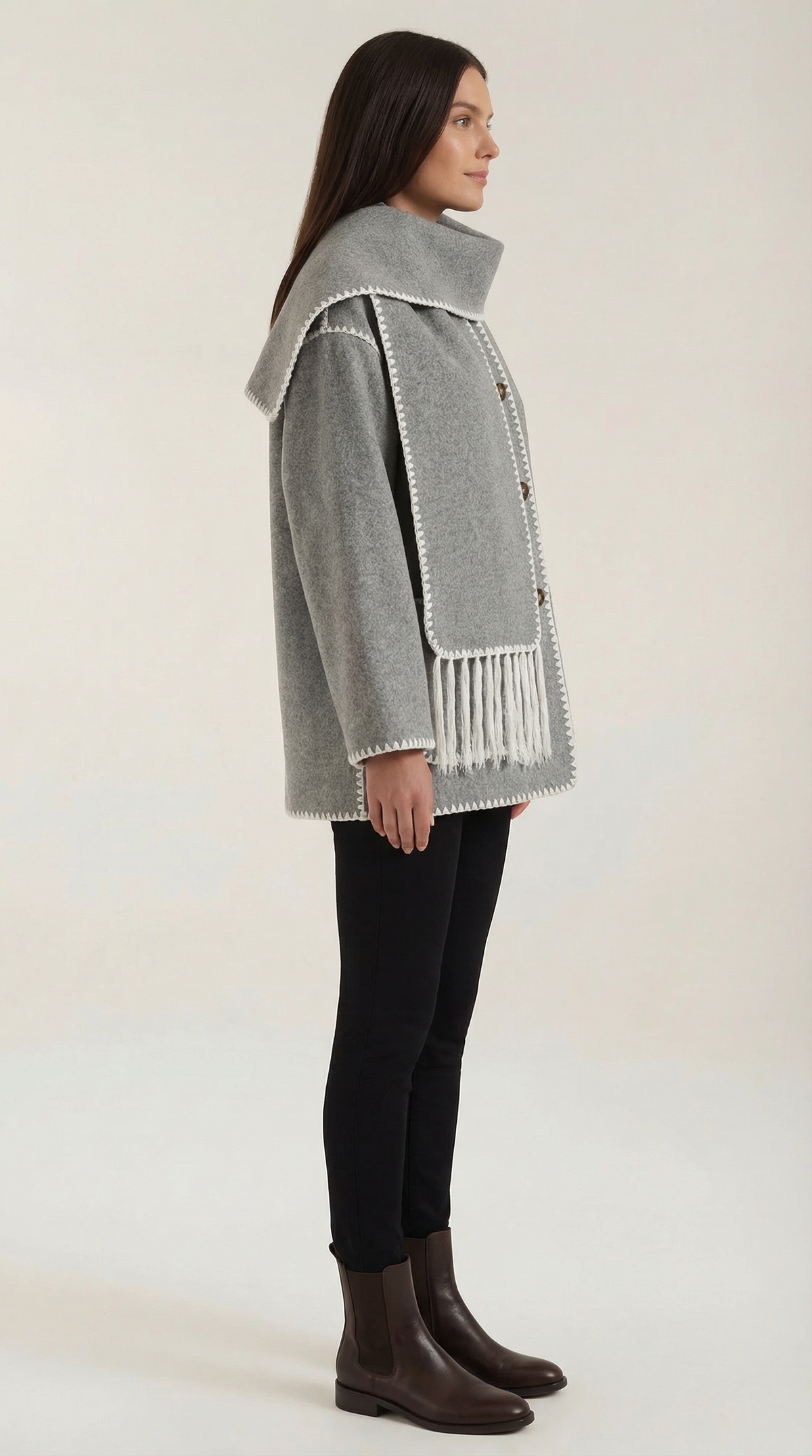 ISOLDE | CHAQUETA CON BUFANDA A CONTRASTE
