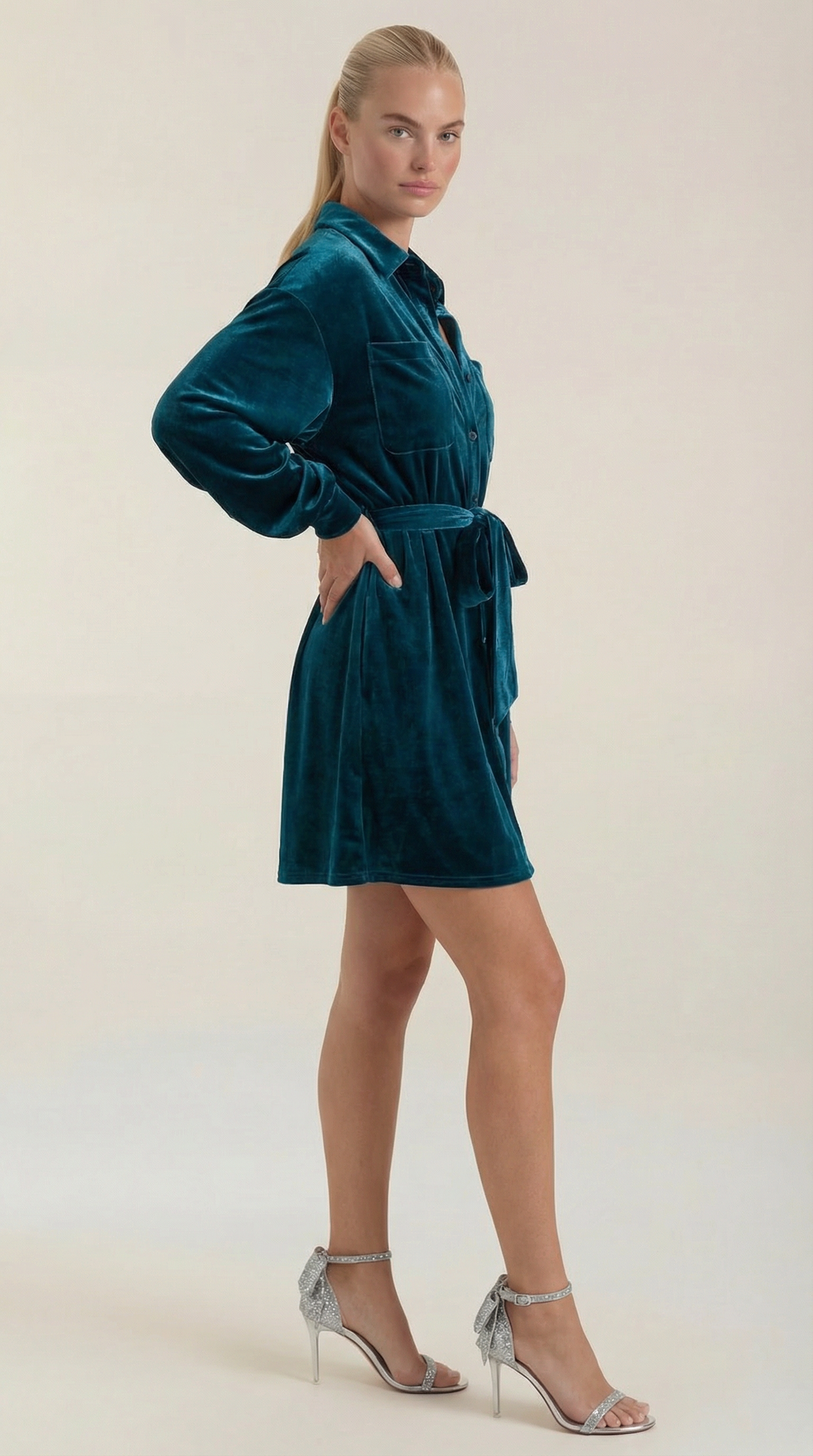 CECILIA | VESTIDO CAMISERO CORTO CON CINTURÓN