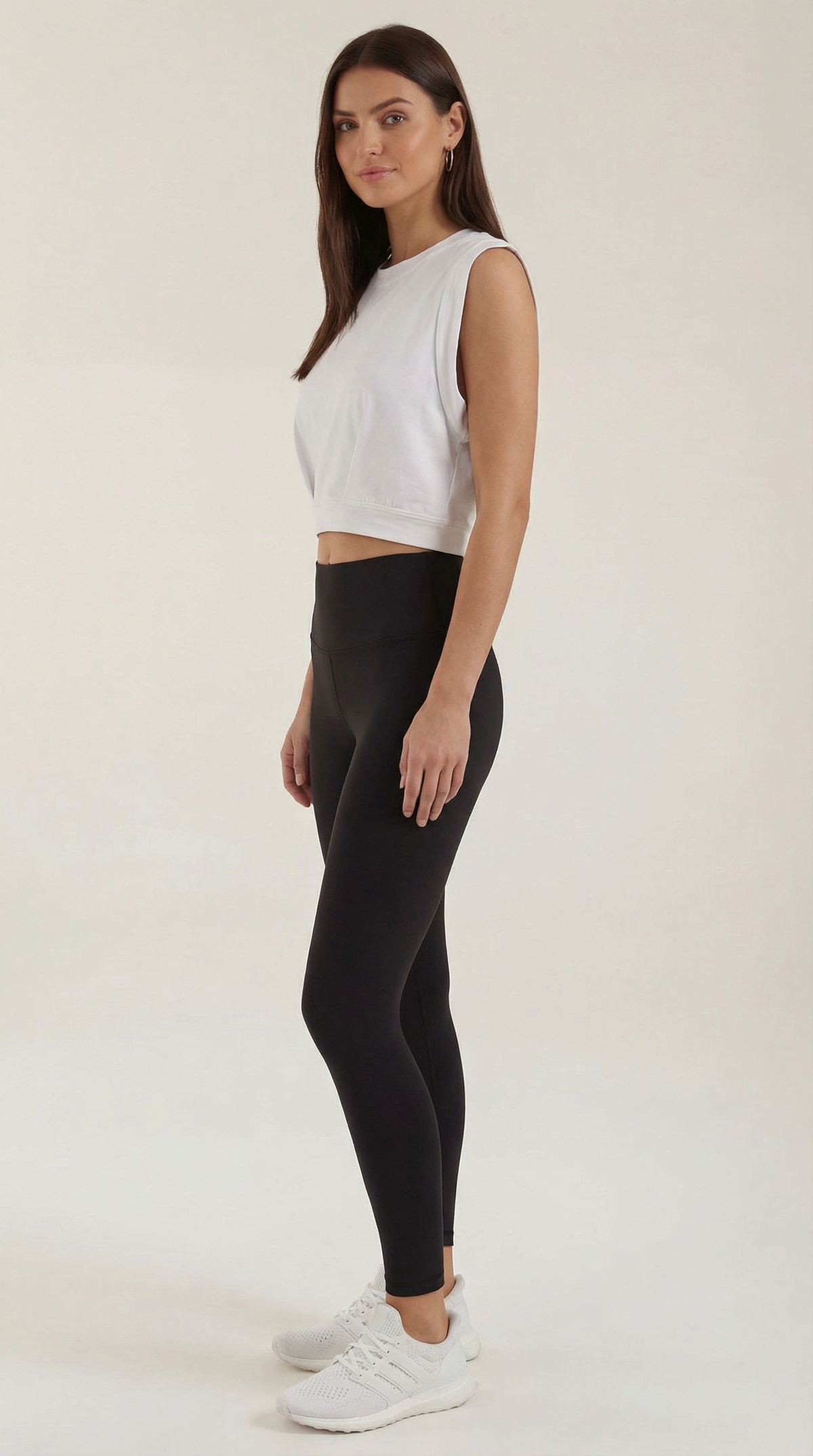 NOELIA | TOP CORTO ESSENTIAL