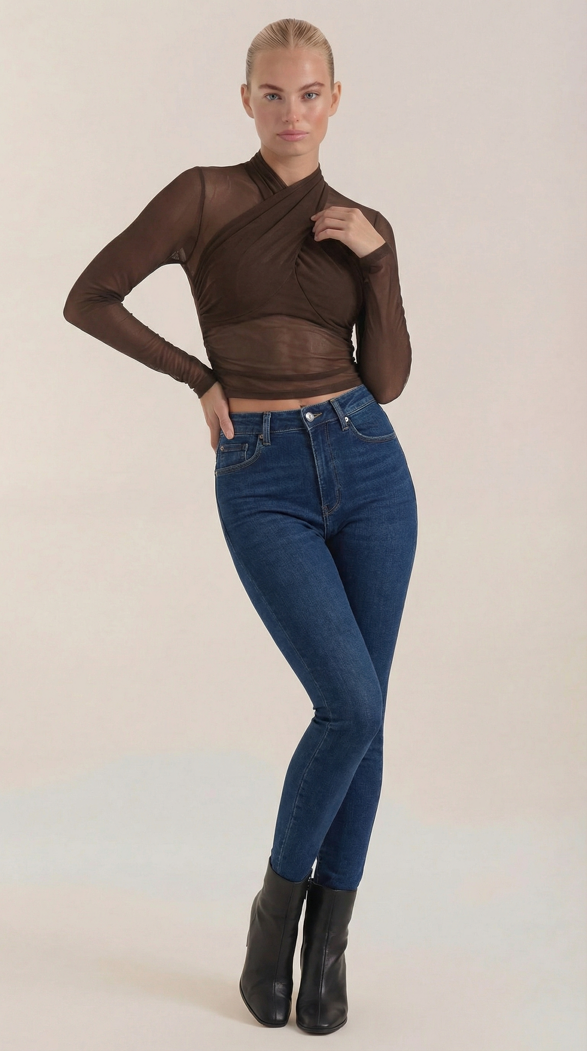IRIS | TOP TRANSPARENTE DE MALLA