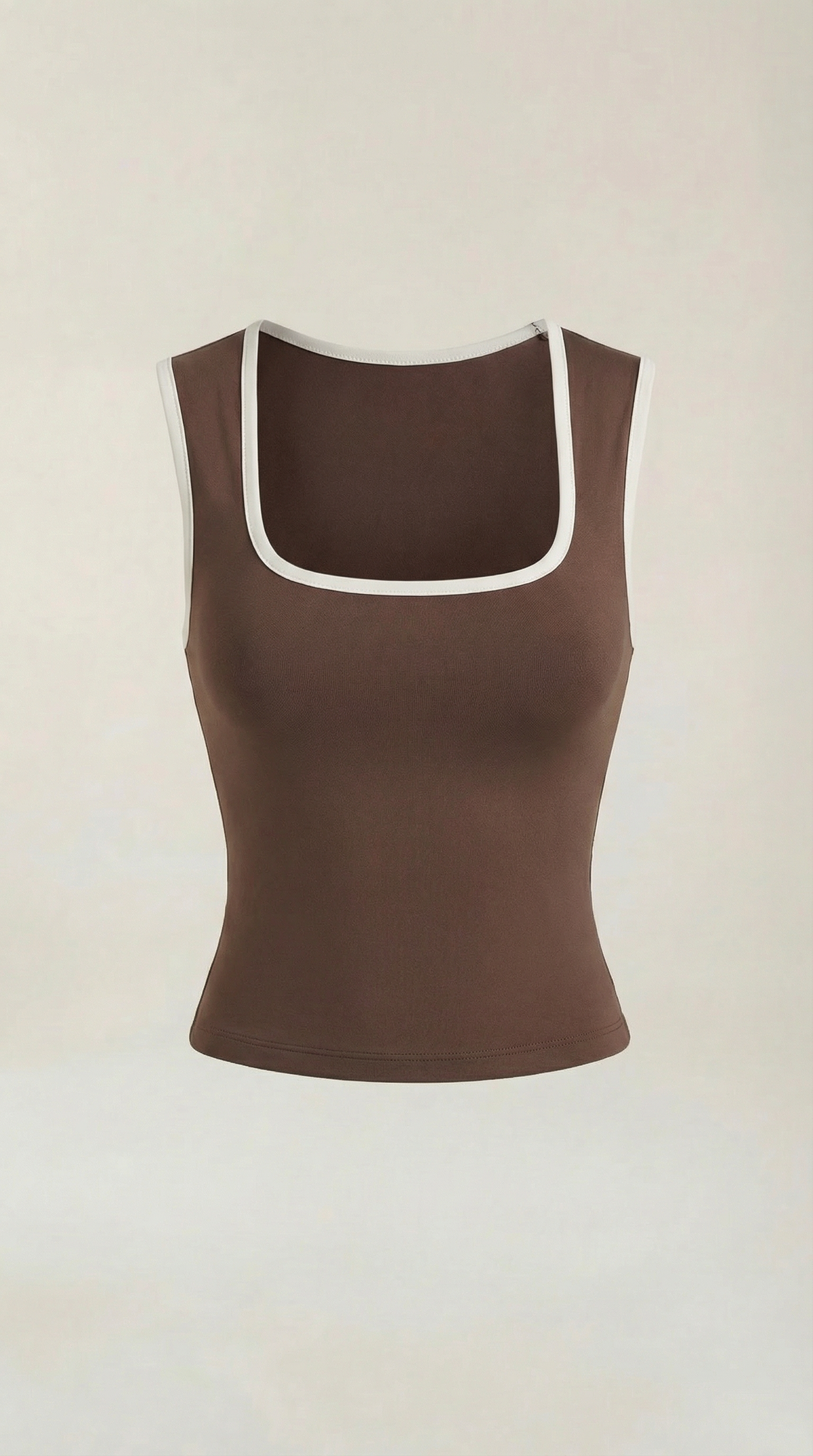 ESTELLE | TOP CON ESCOTE CUADRADO