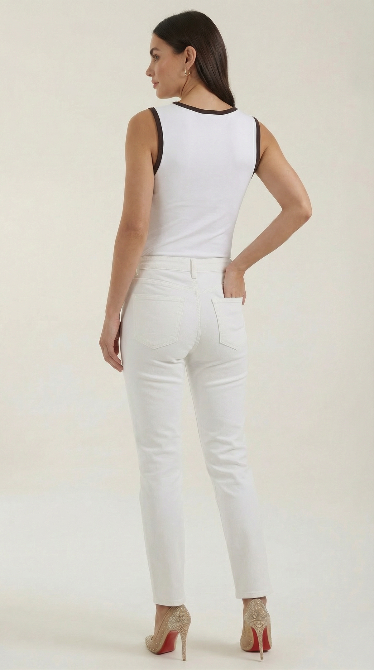 ESTELLE | TOP CON ESCOTE CUADRADO