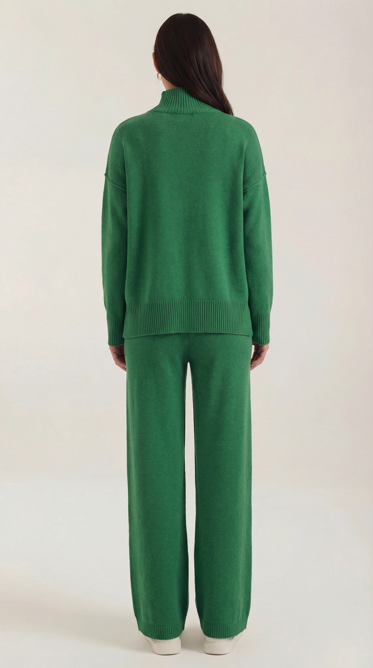 MAR | CONJUNTO DE SUÉTER DE PUNTO Y PANTALONES VAQUEROS