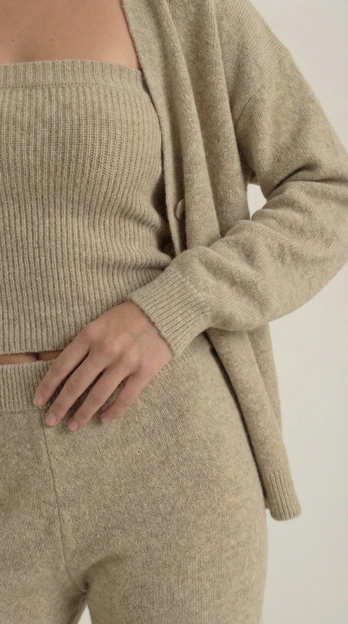 JEANNE | CONJUNTO DE PUNTO PARA ESTAR EN CASA