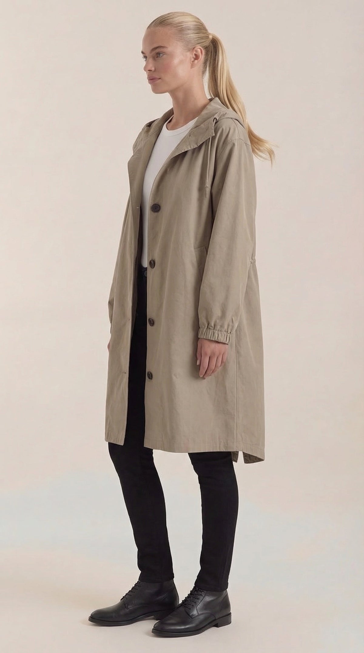 BLYTHE | CHAQUETA IMPERMEABLE CON CAPUCHA