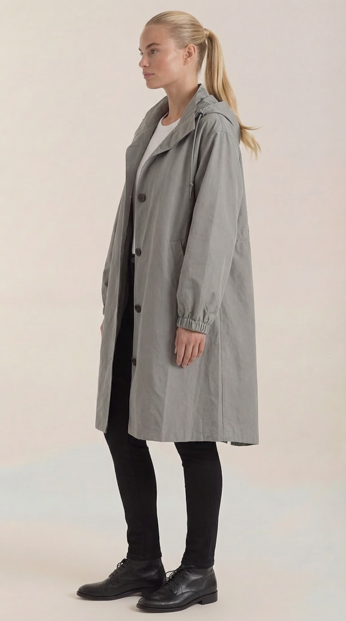 BLYTHE | CHAQUETA IMPERMEABLE CON CAPUCHA