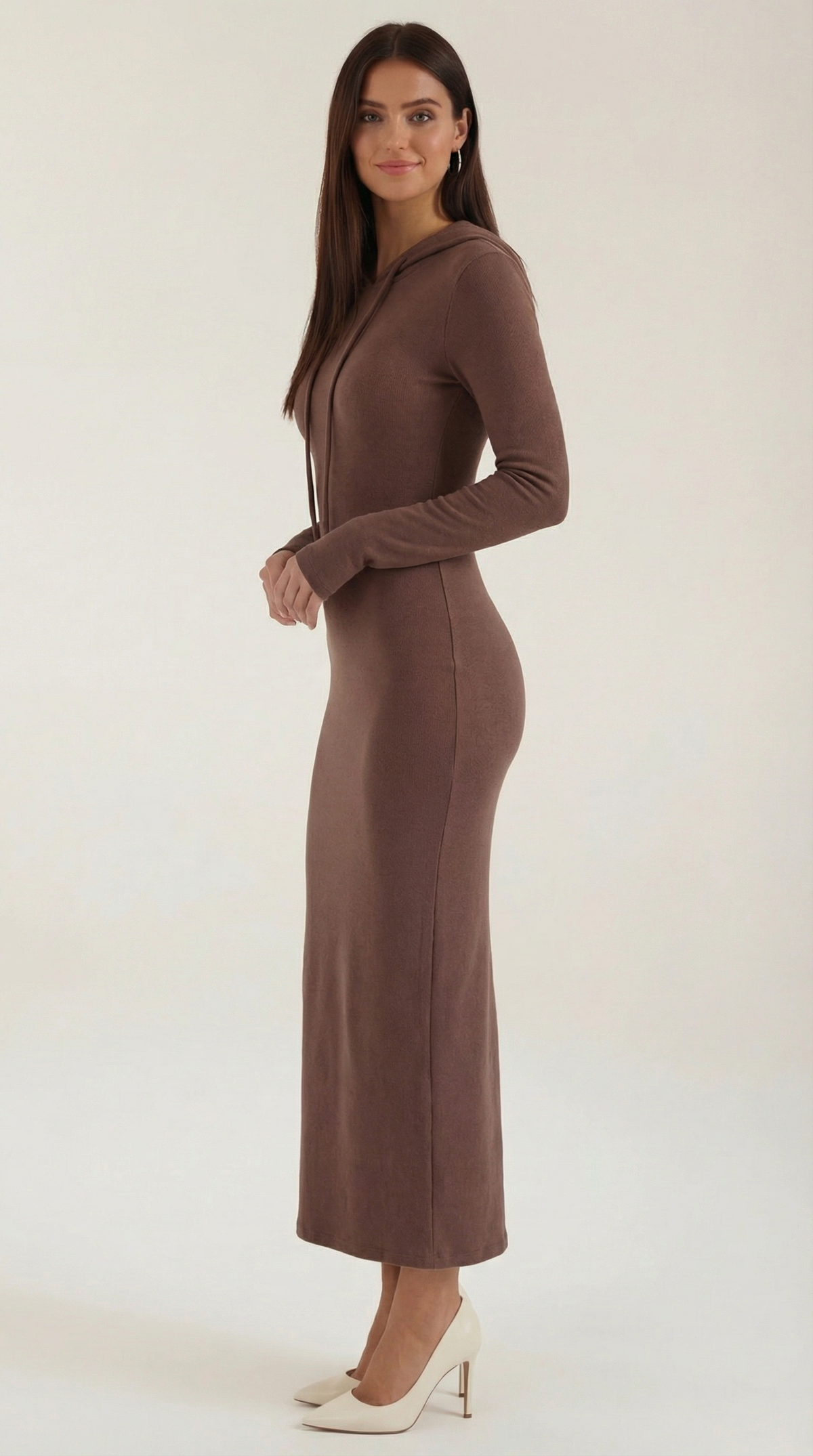 MARILYN | VESTIDO LARGO AJUSTADO CON CAPUCHA