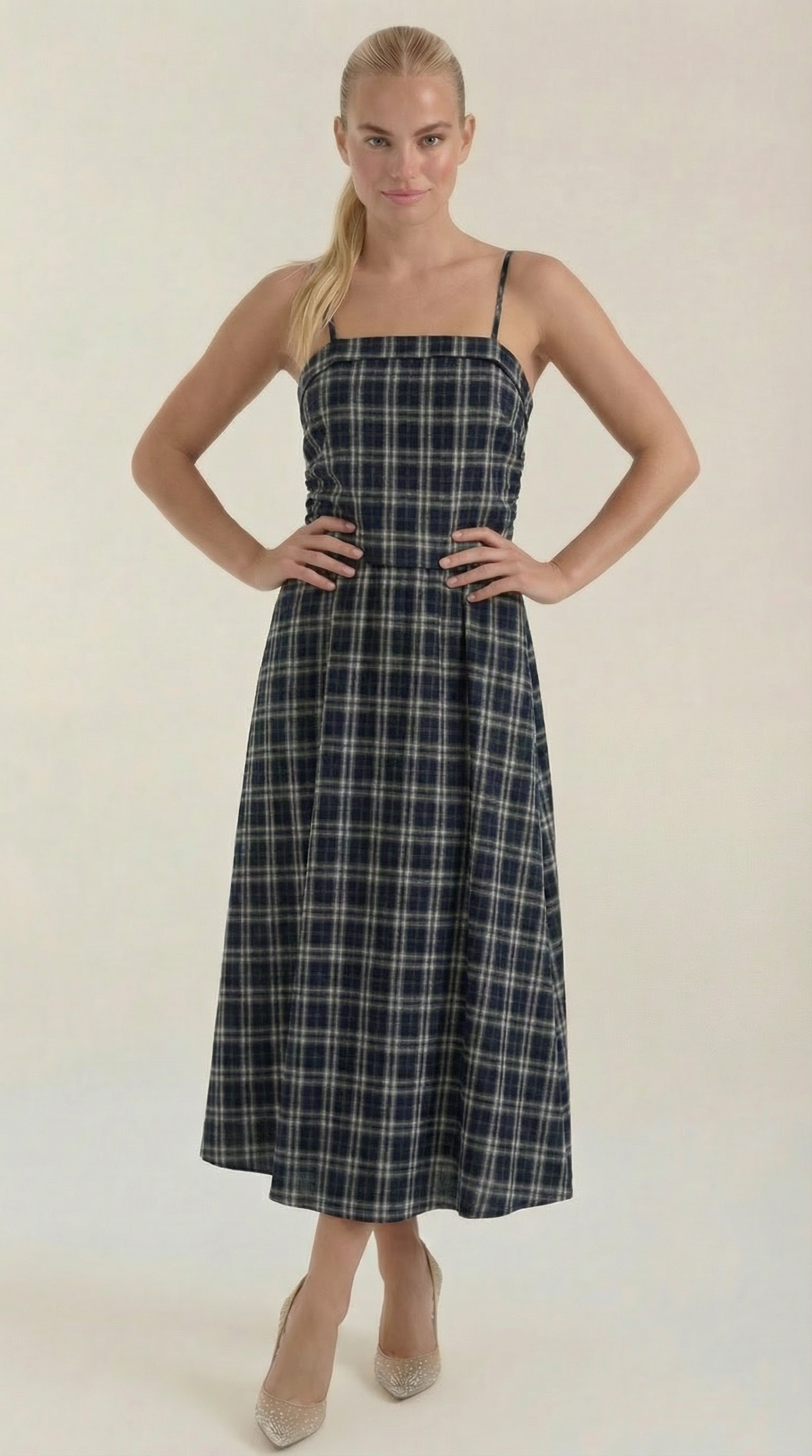 JULIANA | VESTIDO MIDI DE VERANO A CUADROS CON ESCOTE REDONDO