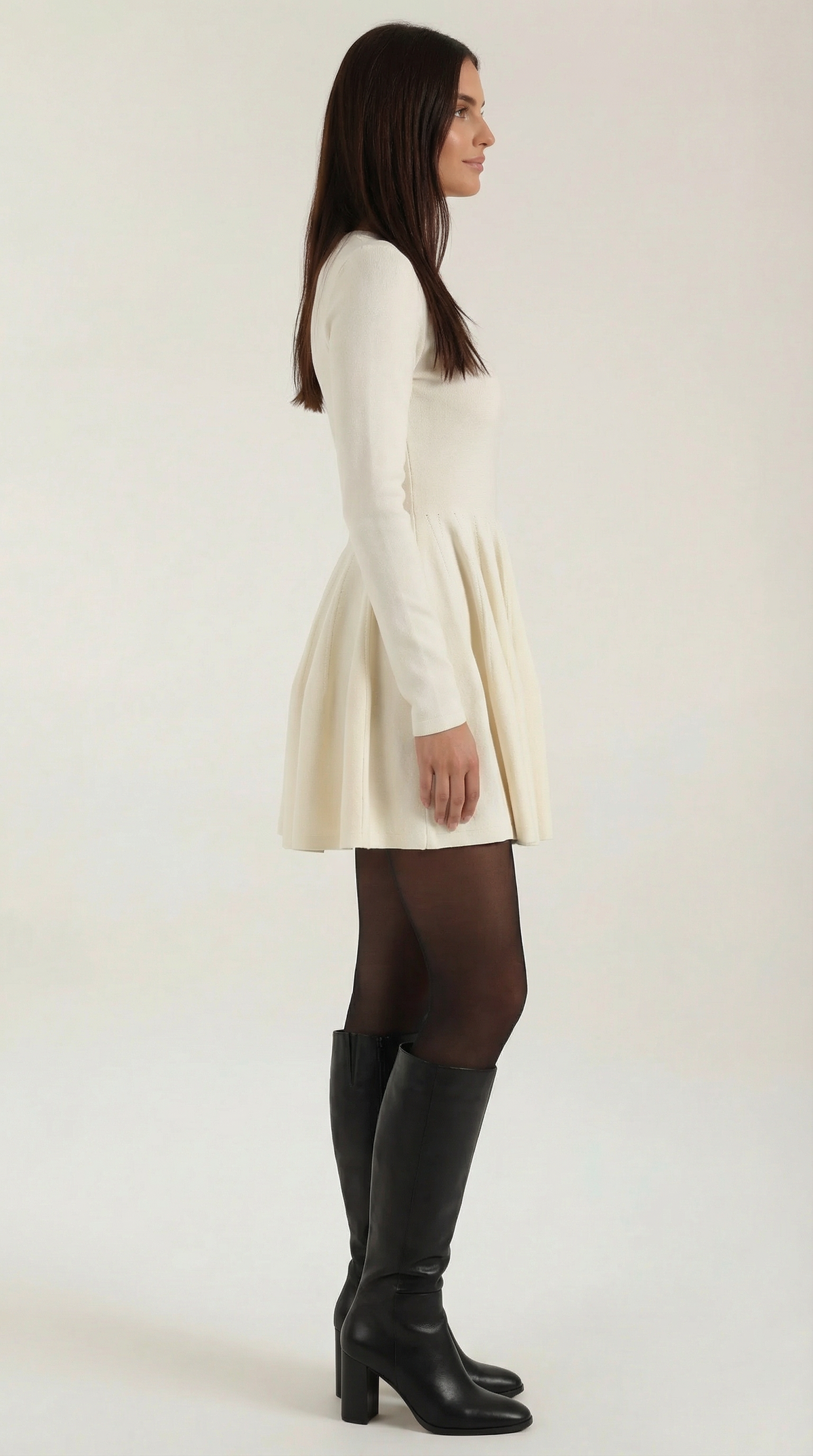 TIFFANY | VESTIDO CORTO DE MANGA LARGA CON PLIEGUES