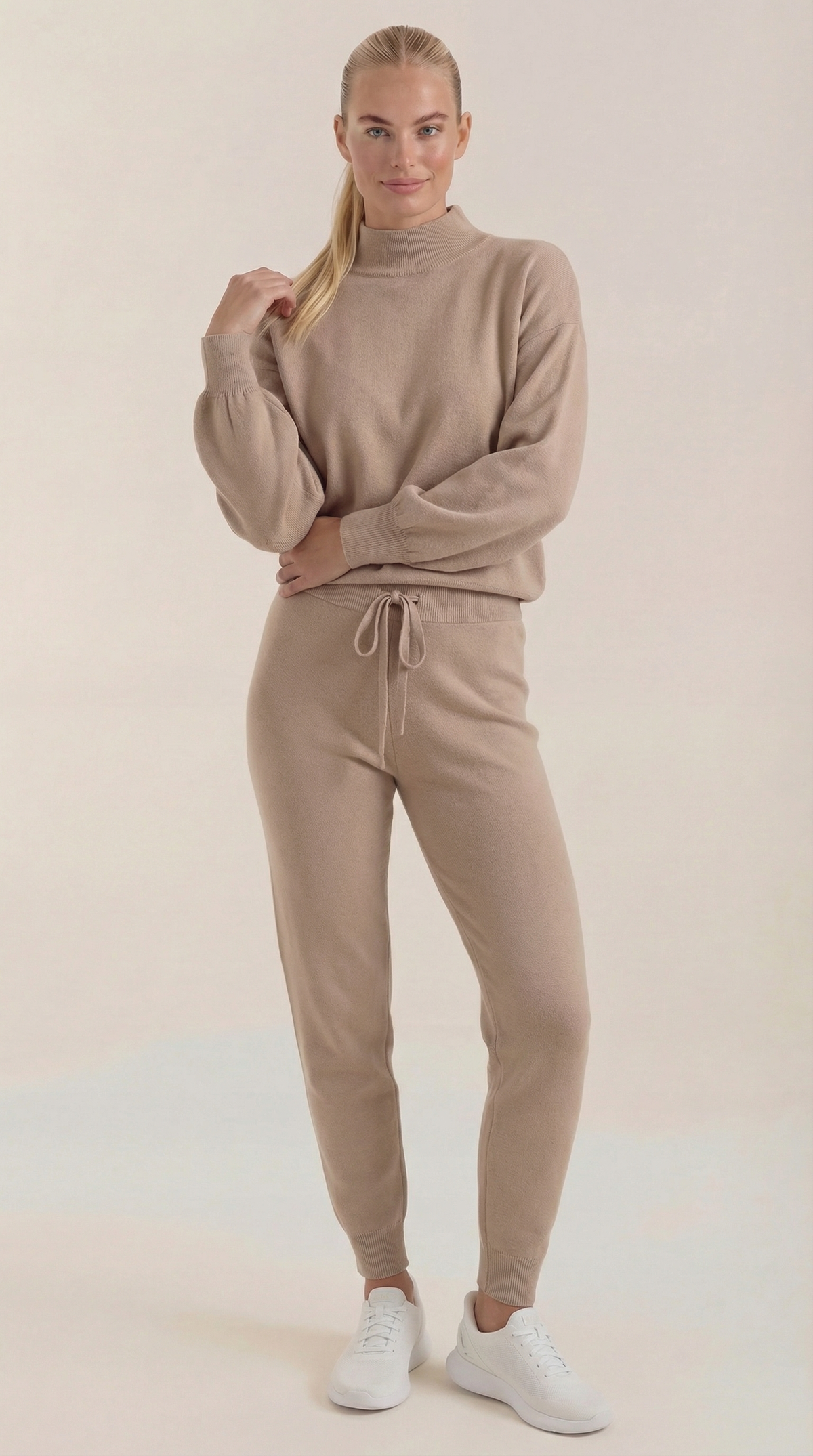 MAVIS | CONJUNTO DE PUNTO DE CASA CON CUELLO ALTO