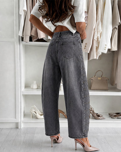 Pantalones con remaches