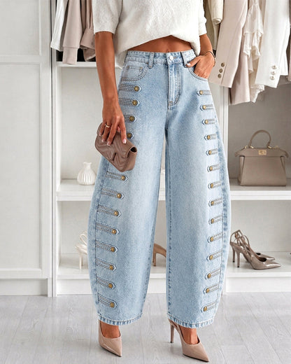 Pantalones con remaches