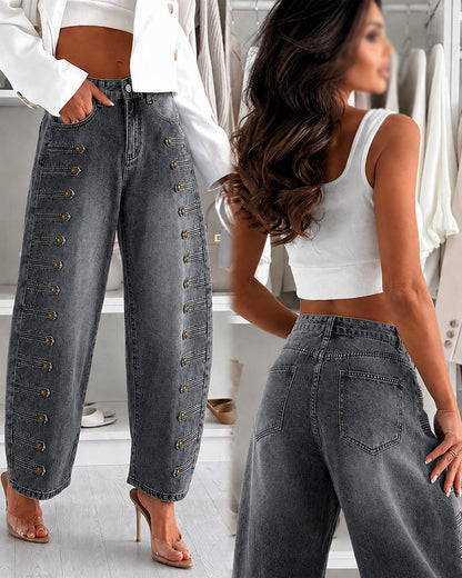 Pantalones con remaches