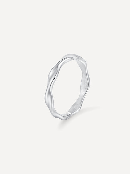 Anillo de Diseño Curvo Moderno