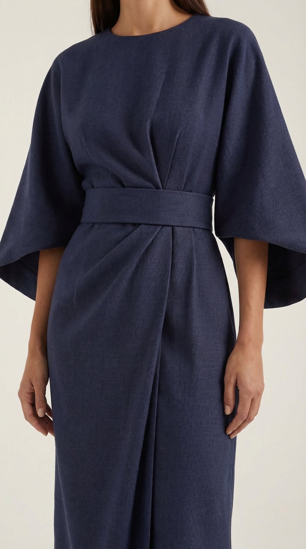 ANA | VESTIDO LARGO CON CINTURÓN EN LA CINTURA
