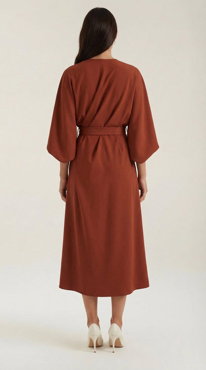 ANA | VESTIDO LARGO CON CINTURÓN EN LA CINTURA
