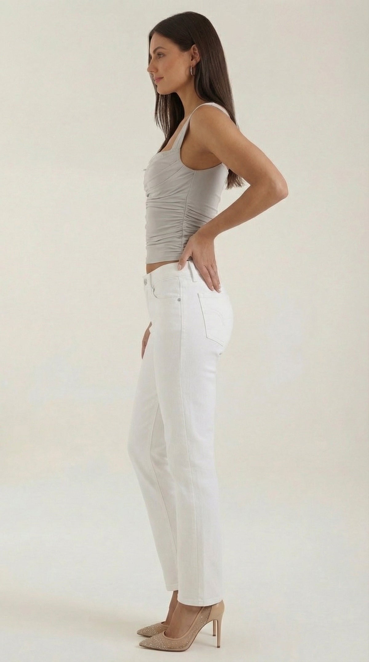 BIANCA | BLUSA SIN MANGAS CON FRUNCIDOS Y ESCOTE CUADRADO