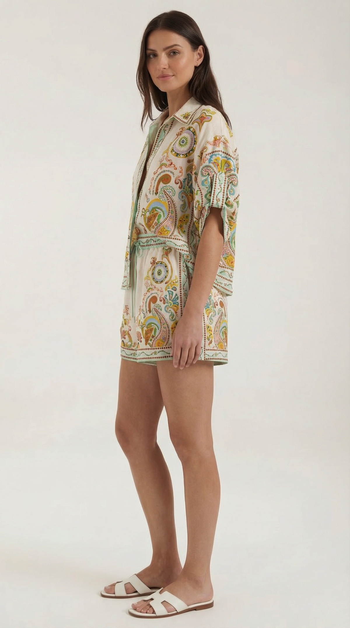 BRENDA | CONJUNTO BOHO DE CAMISETA Y PANTALONES CORTOS ESTAMPADOS
