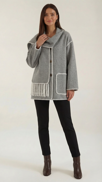 ISOLDE | CHAQUETA CON BUFANDA A CONTRASTE