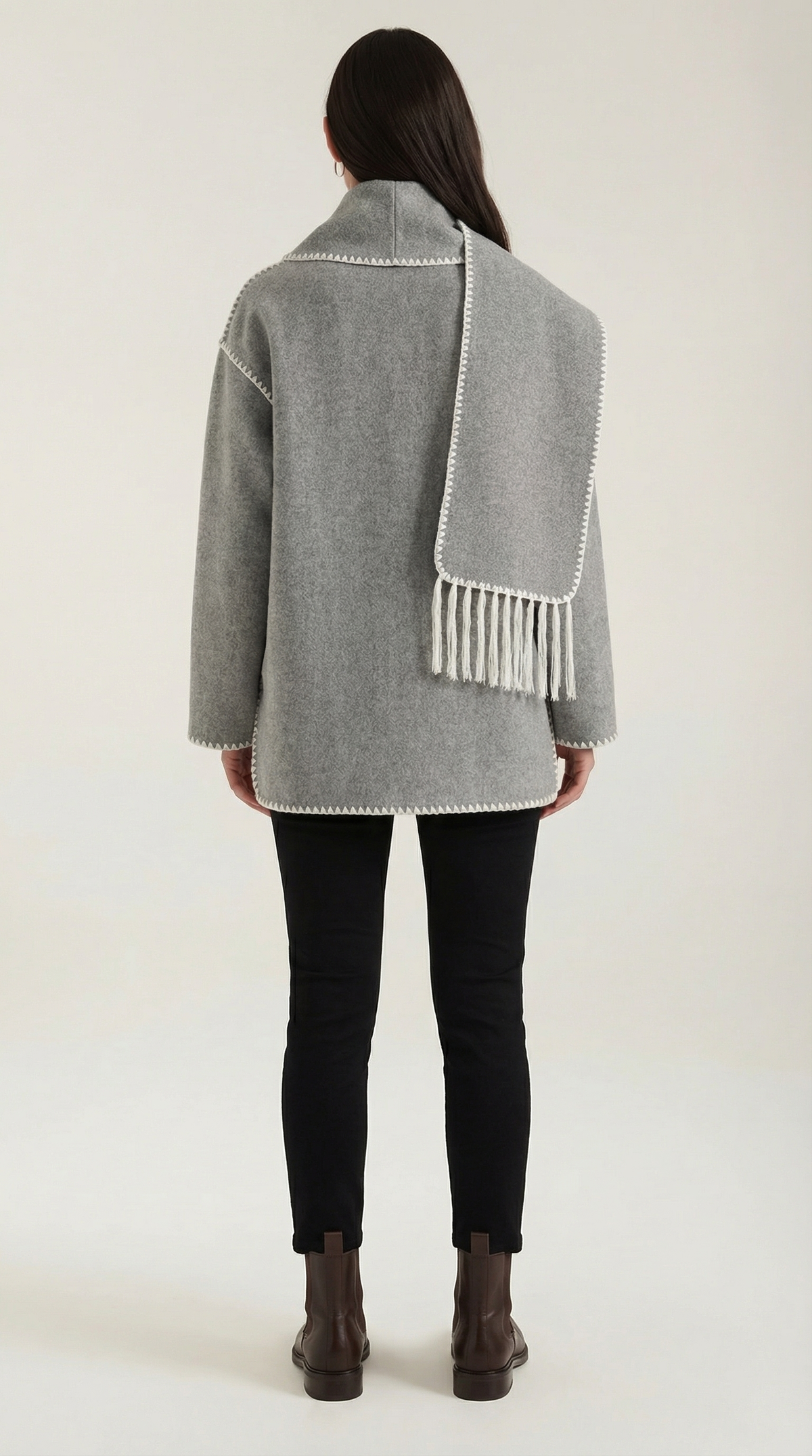 ISOLDE | CHAQUETA CON BUFANDA A CONTRASTE