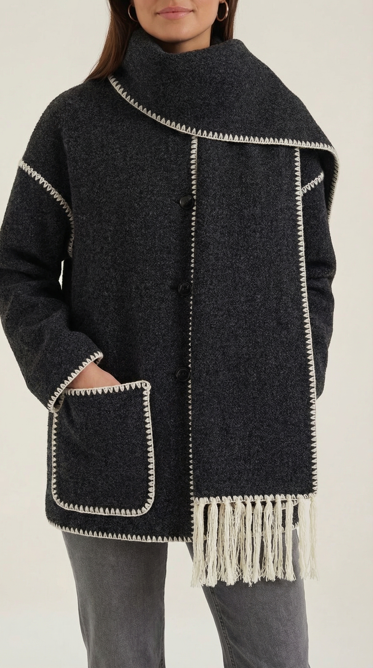 ISOLDE | CHAQUETA CON BUFANDA A CONTRASTE