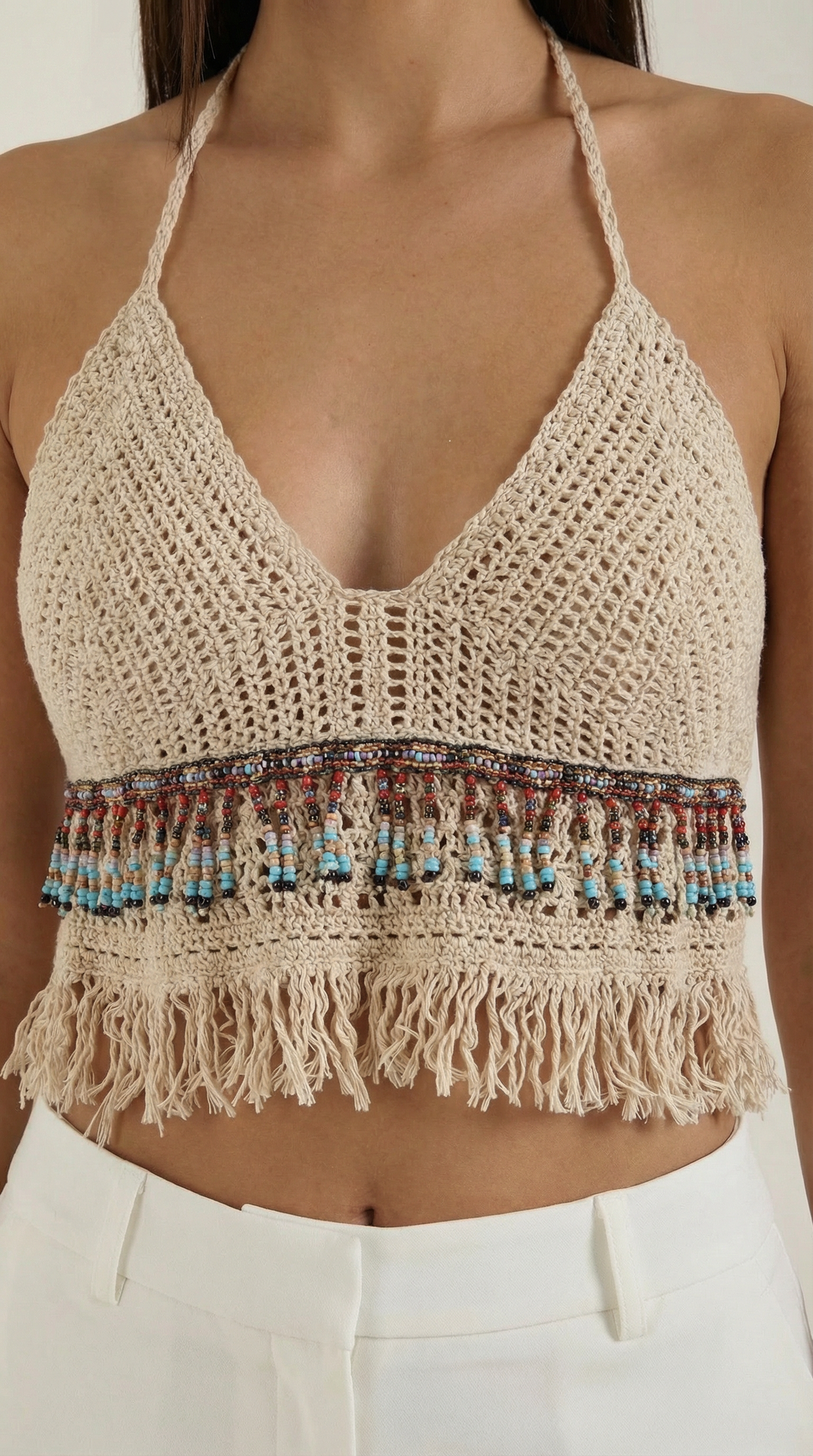 CAPRI | TOP HALTER DE GANCHILLO CON FLECOS