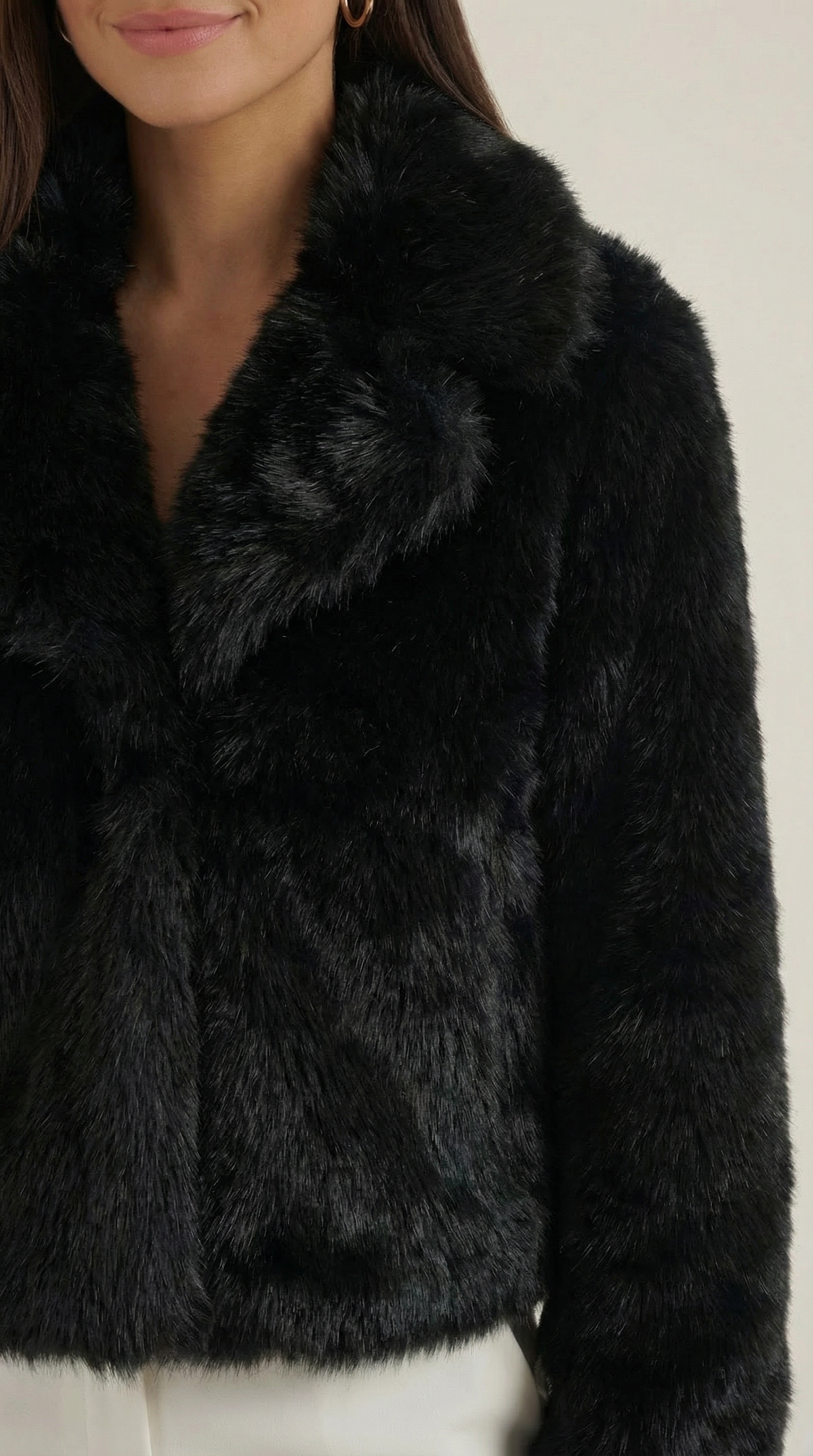 VIENNA | CHAQUETA NEGRA DE PIEL SINTÉTICA