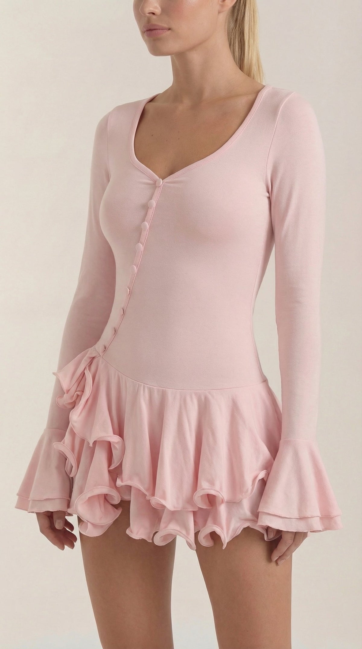 ESTELLE | VESTIDO CORTO CON VOLANTES