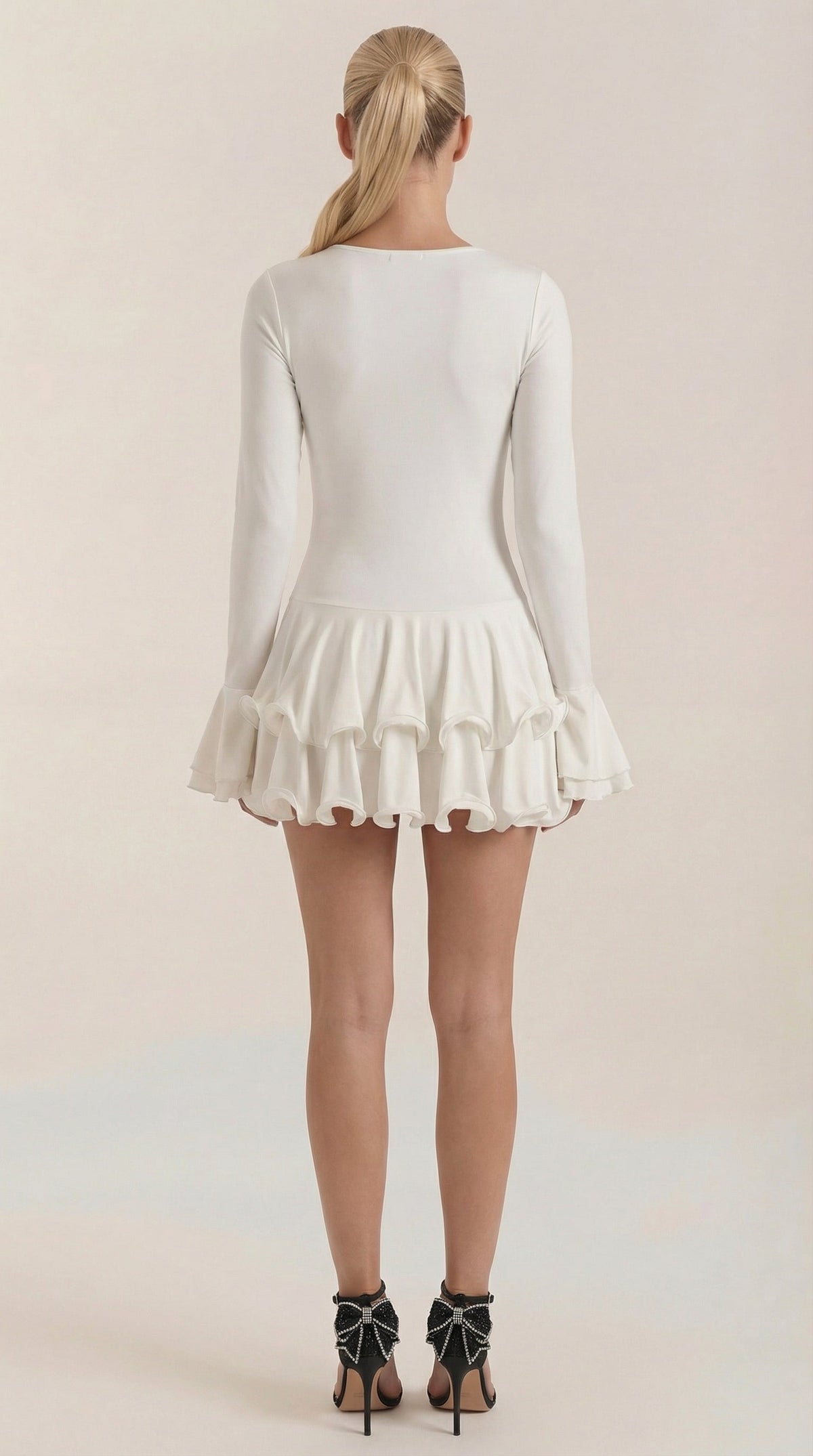 ESTELLE | VESTIDO CORTO CON VOLANTES