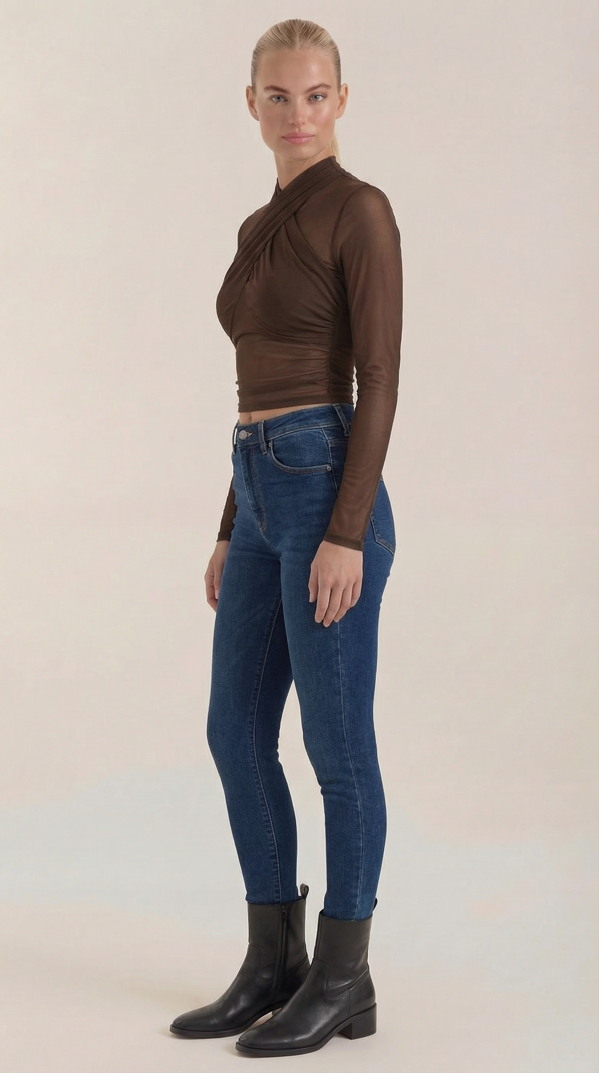 IRIS | TOP TRANSPARENTE DE MALLA
