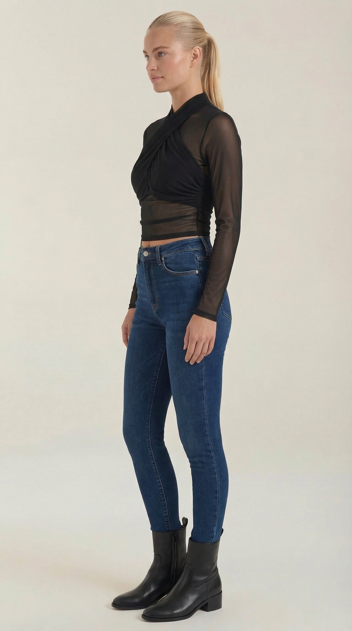 IRIS | TOP TRANSPARENTE DE MALLA