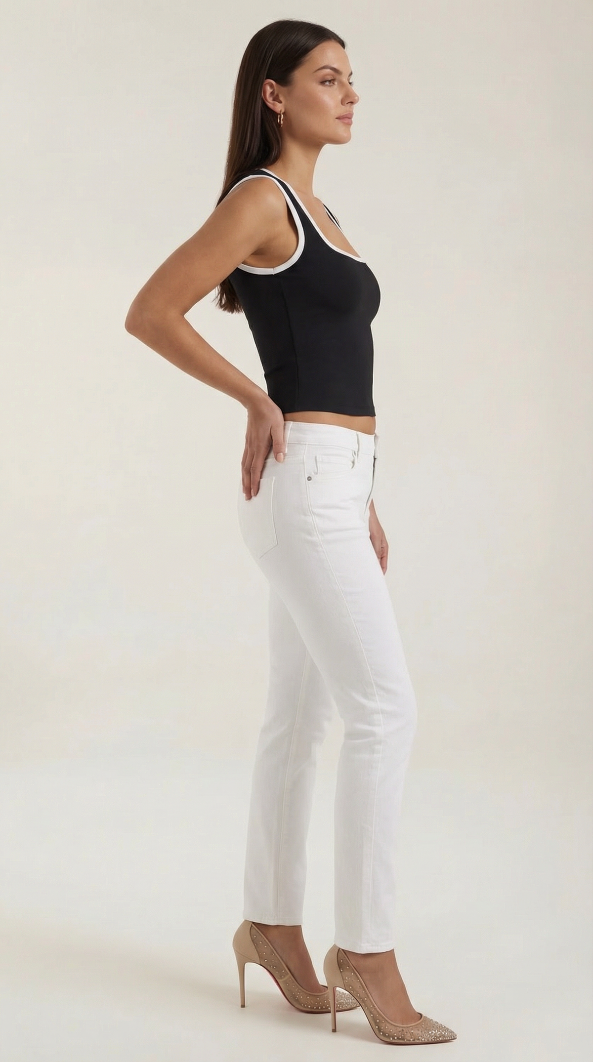 ESTELLE | TOP CON ESCOTE CUADRADO