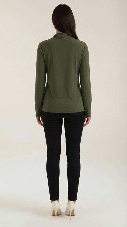 DAPHNE | BLUSA CON CUELLO ALTO Y LAZO