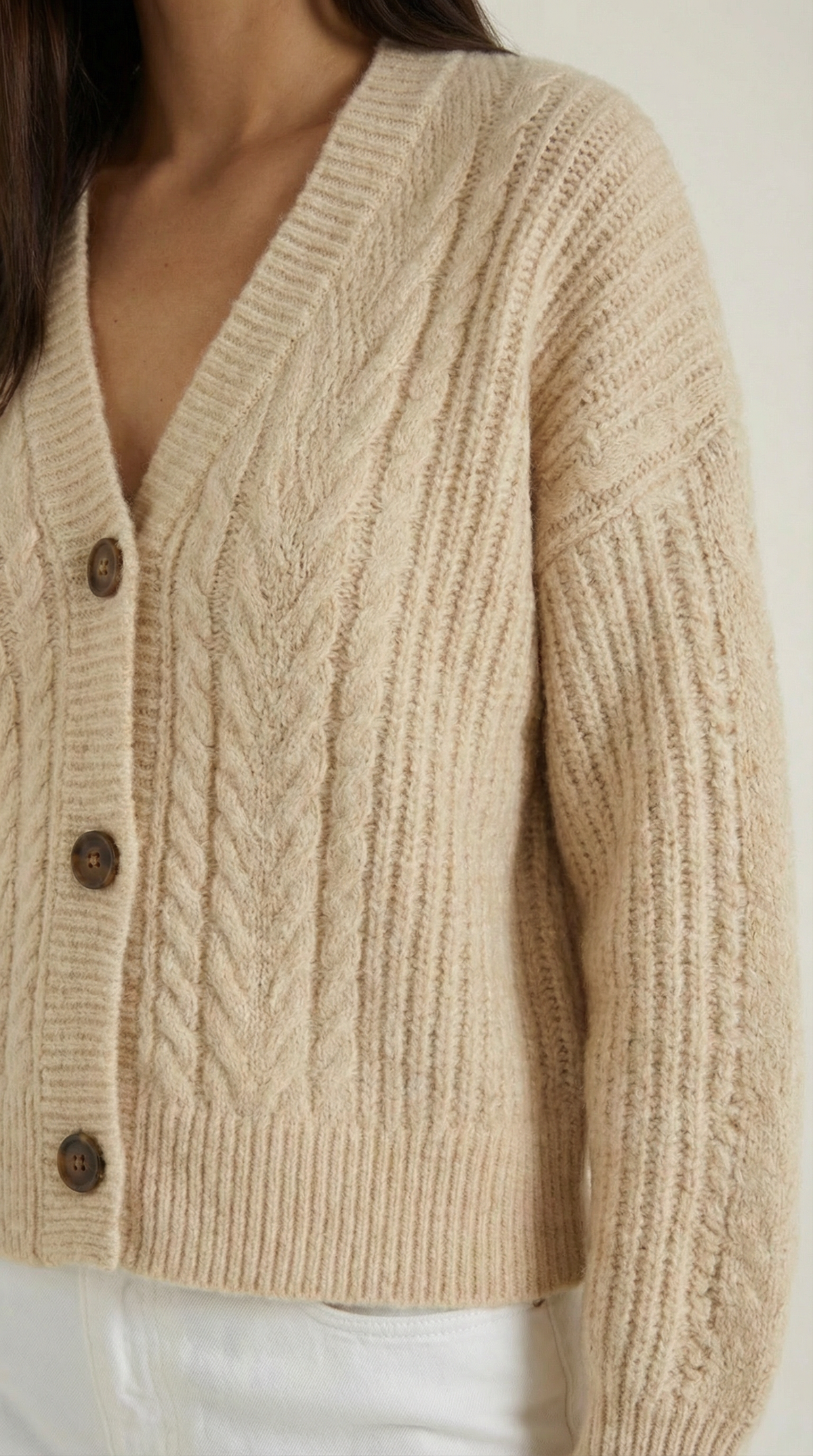 FREYA | SUÉTER OVERSIZE CON DISEÑO DE TRENZAS