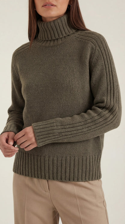MARTA | JERSEY OVERSIZE DE CUELLO ALTO