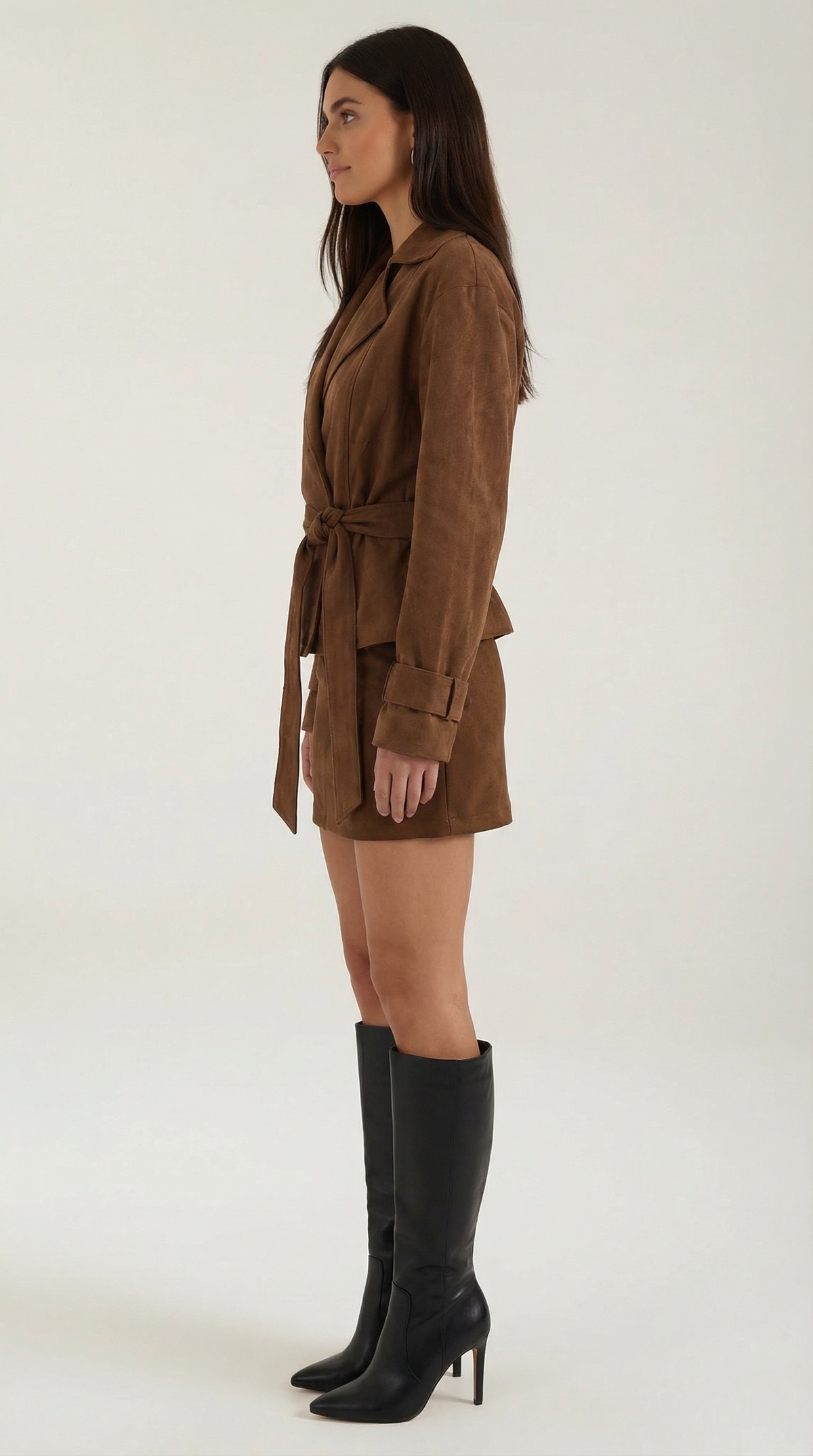 LAVINIA | CHAQUETA ENVOLVENTE CON CINTURÓN AJUSTABLE
