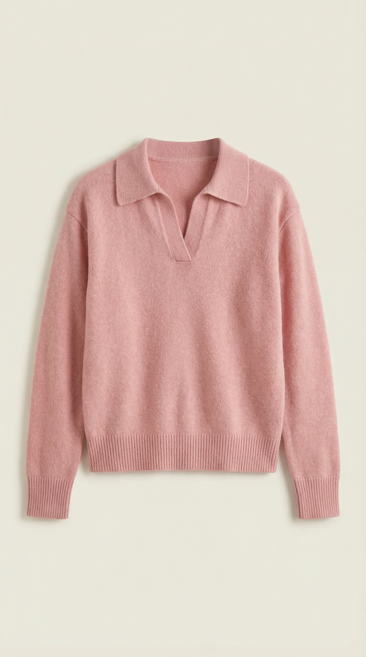 CHARLOTTE | POLO CASUAL CON ESCOTE EN V