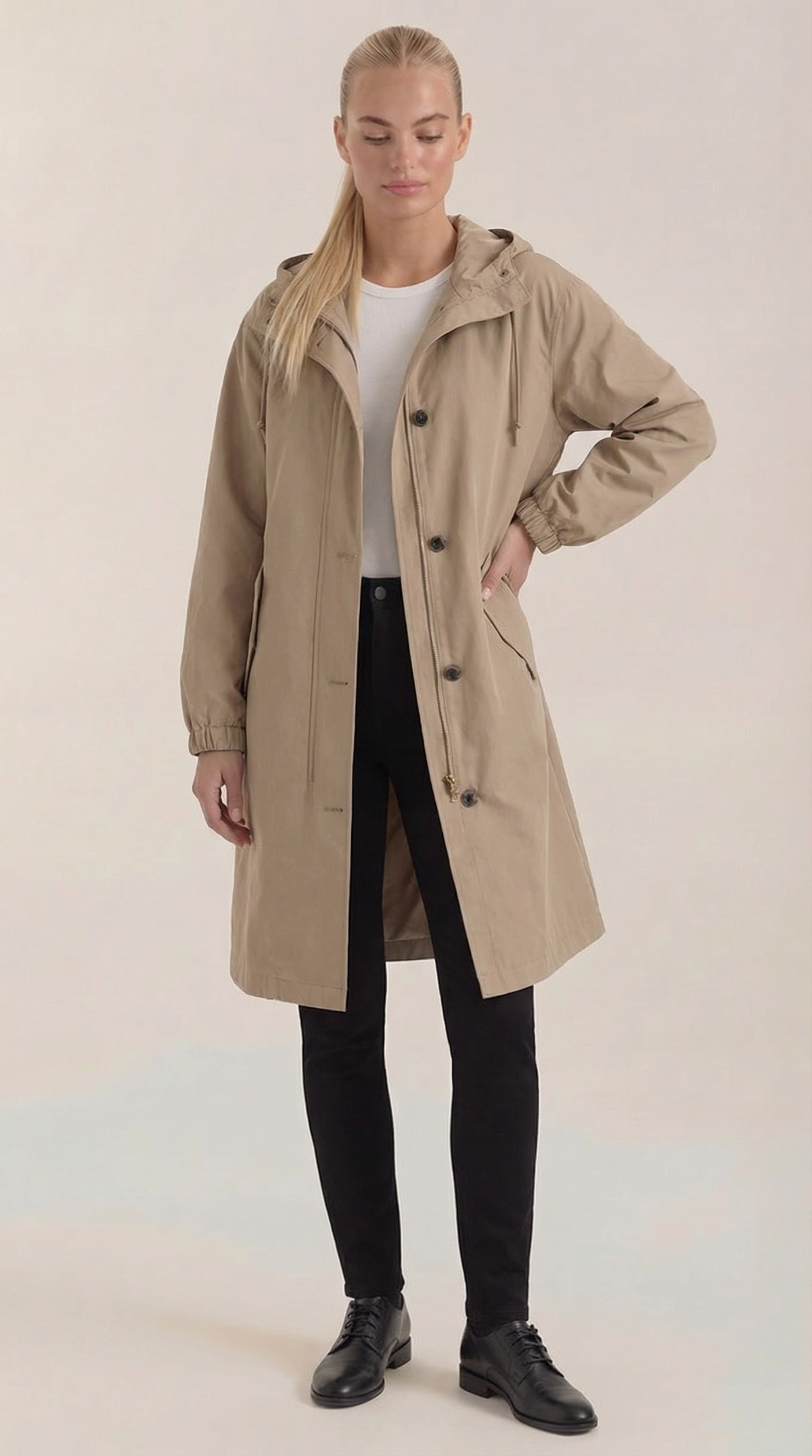 BLYTHE | CHAQUETA IMPERMEABLE CON CAPUCHA