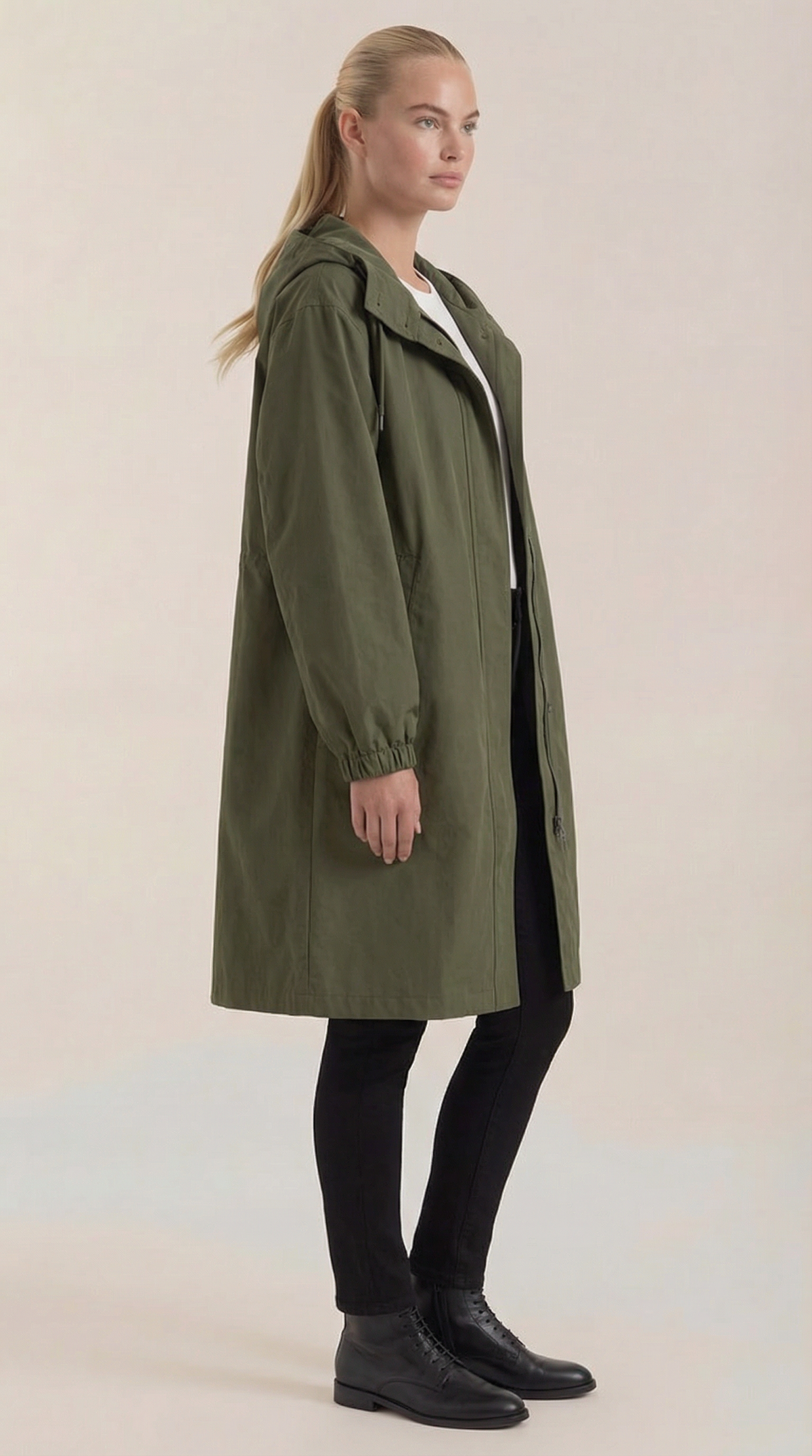 BLYTHE | CHAQUETA IMPERMEABLE CON CAPUCHA