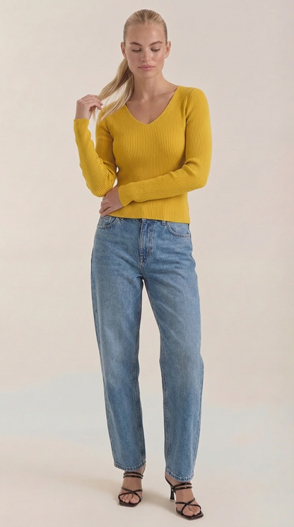 VALERIA | JERSEY DE CANALE CON ESCOTE EN V