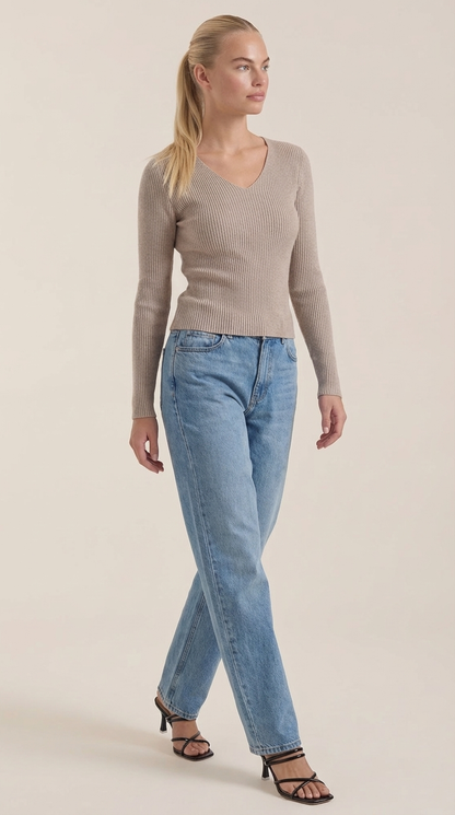VALERIA | JERSEY DE CANALE CON ESCOTE EN V