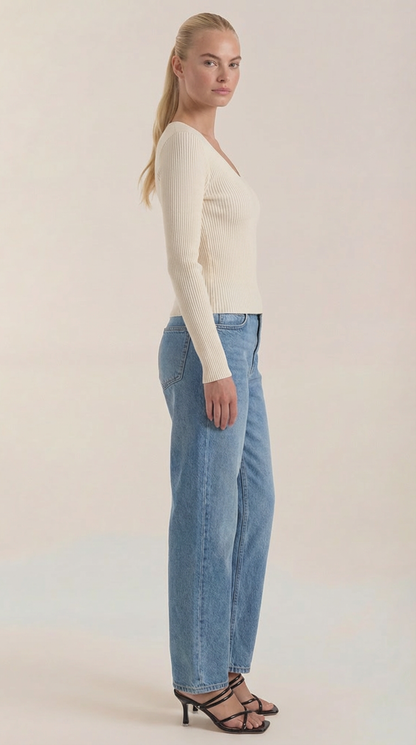 VALERIA | JERSEY DE CANALE CON ESCOTE EN V