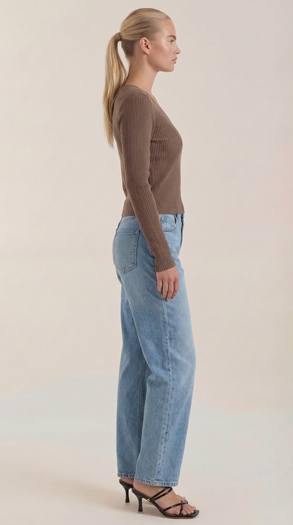 VALERIA | JERSEY DE CANALE CON ESCOTE EN V