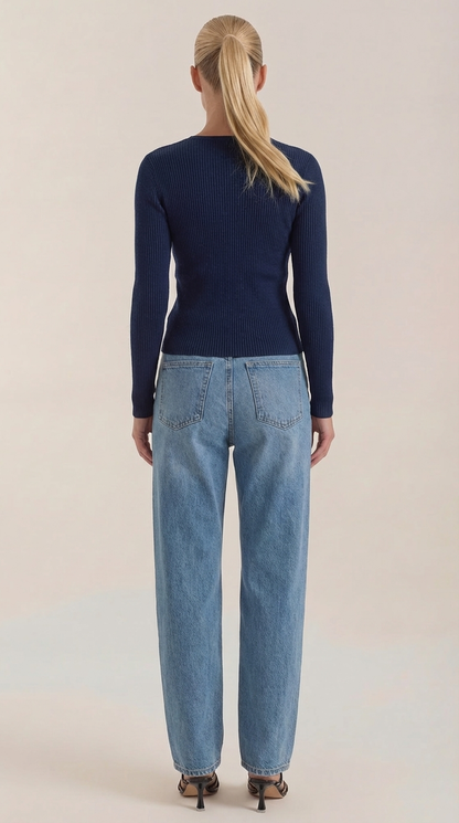 VALERIA | JERSEY DE CANALE CON ESCOTE EN V