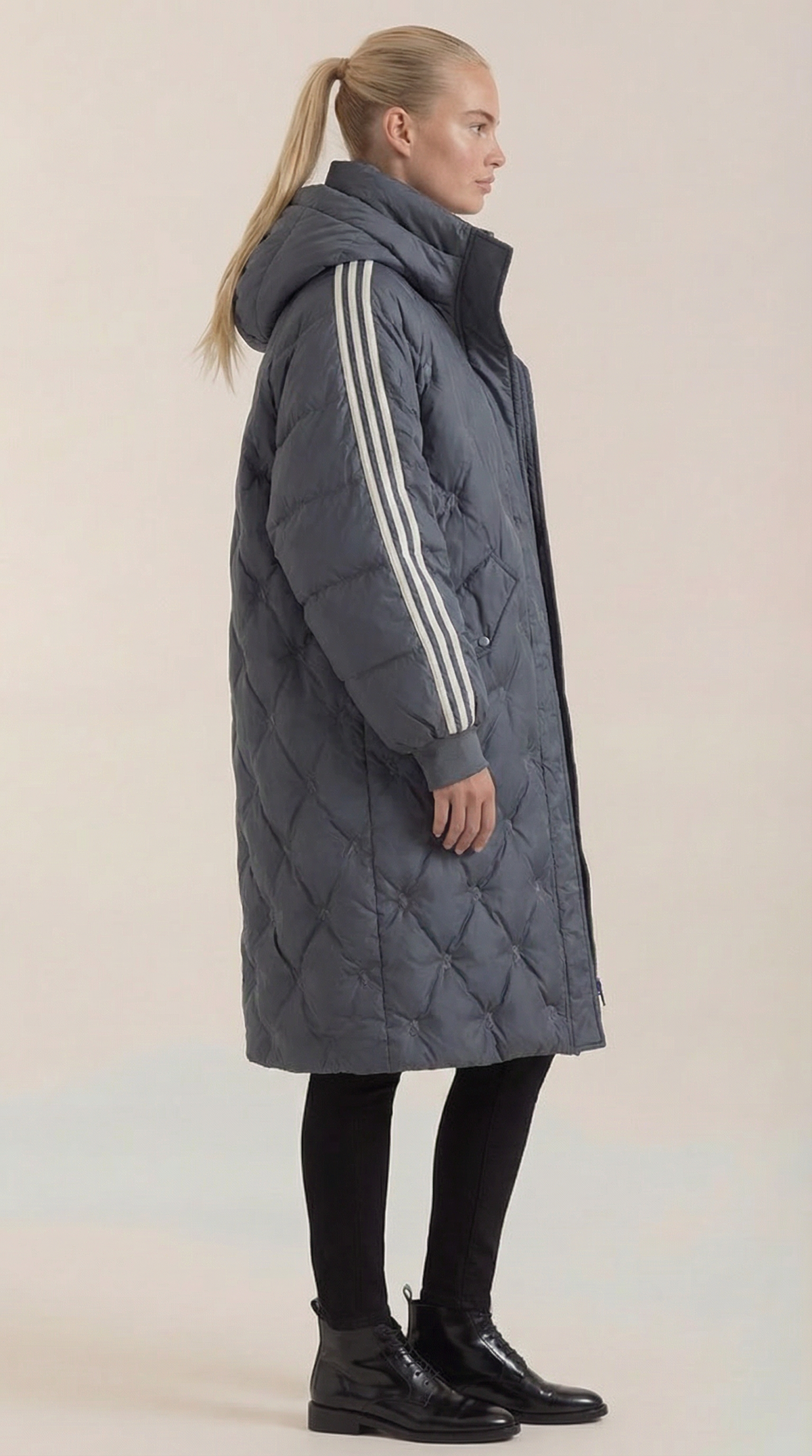 GRETA | ABRIGO ACOLCHADO CON CAPUCHA