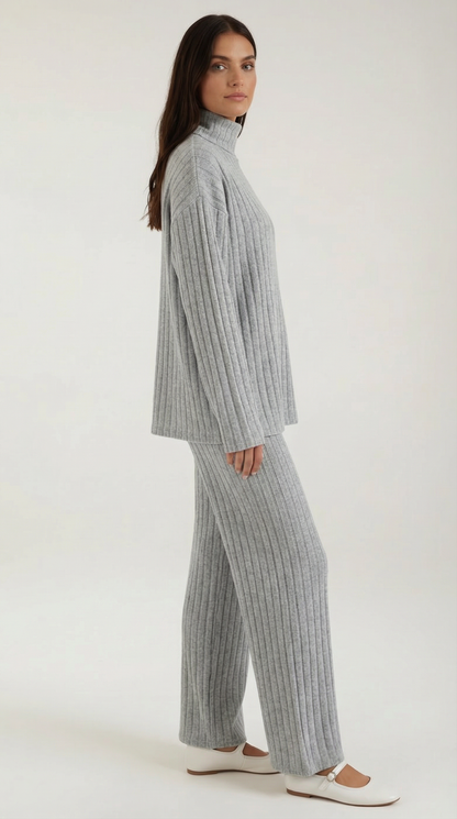 NICOLE | CONJUNTO DE PUNTO ACANALADO